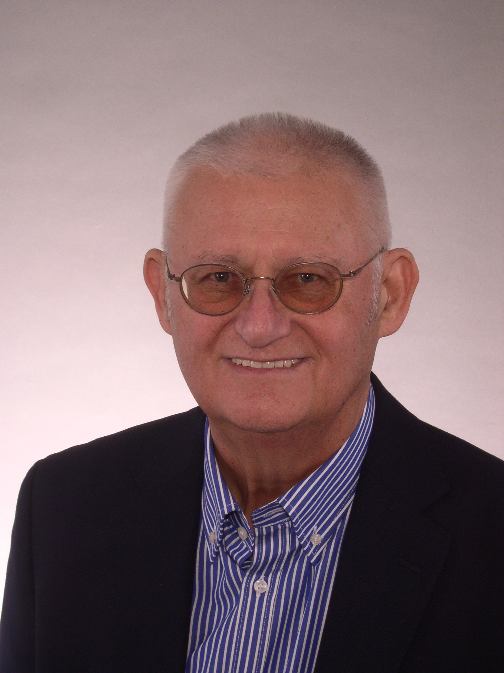 Porträtfoto von Peter Edenharter, Dipl.-Ing. (FH)